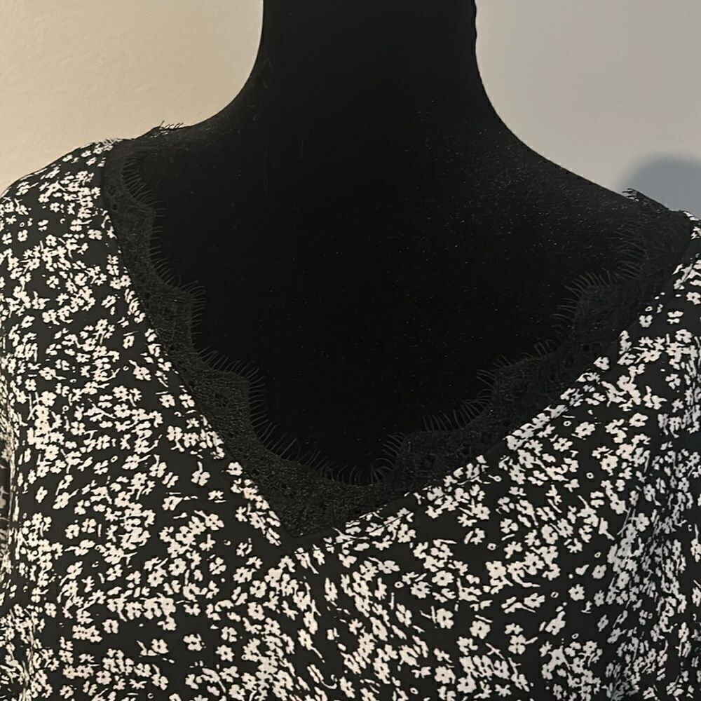 Maurice’s Dress medium  C - Picture 3 of 13